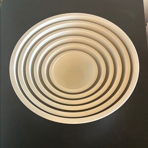 Zak Designs set of 6 different size white bowls